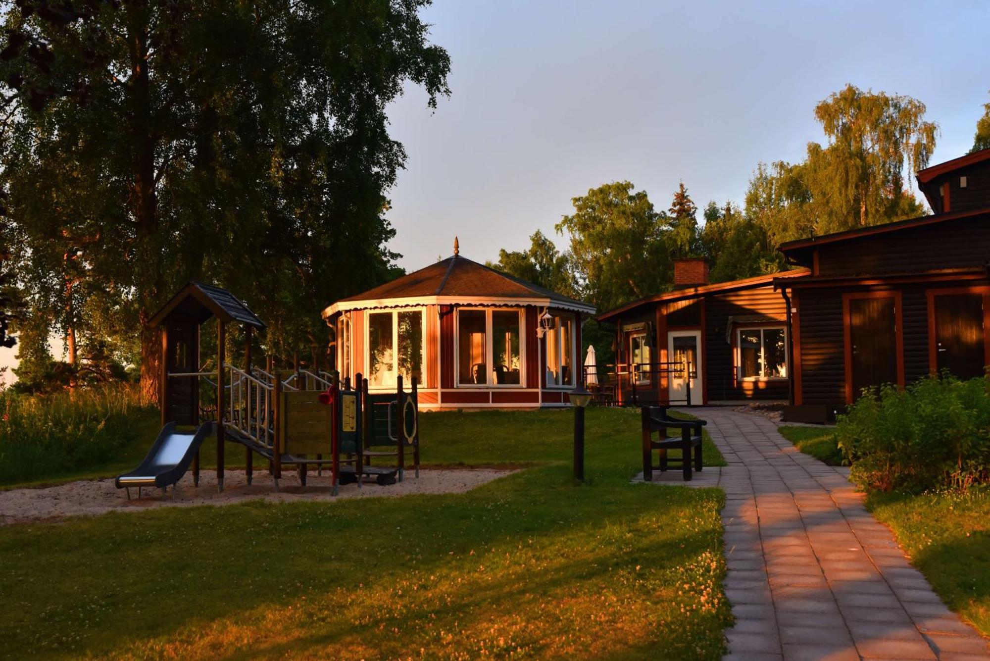 Eksjö Hotel Ullinge מראה חיצוני תמונה